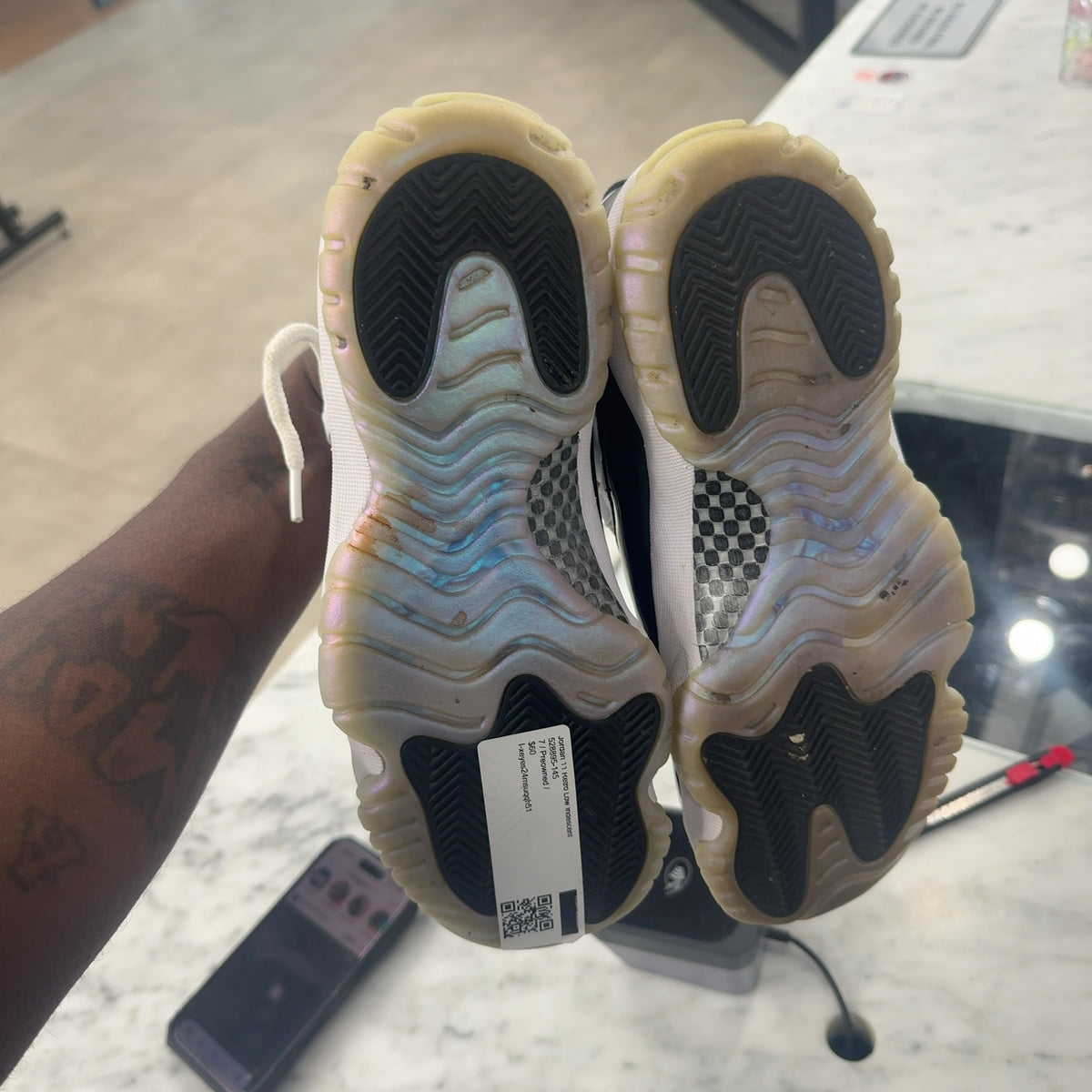 Jordan 11 Retro Low Iridescent