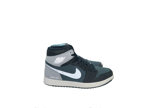 Jordan 1 "Gore-Tex Particle Grey"