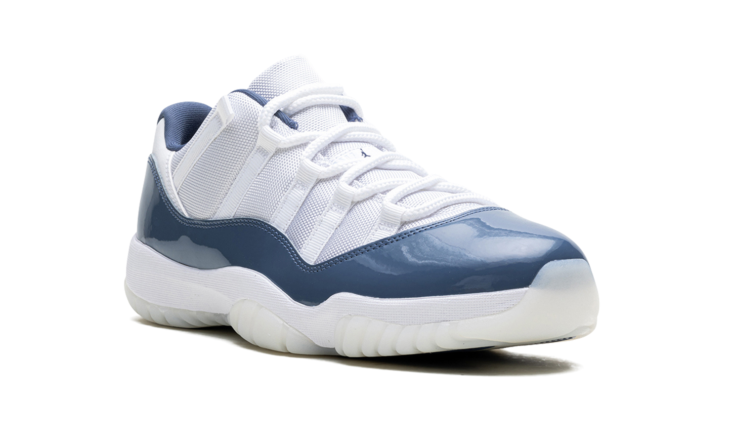 Jordan 11 Retro Low Diffused Blue