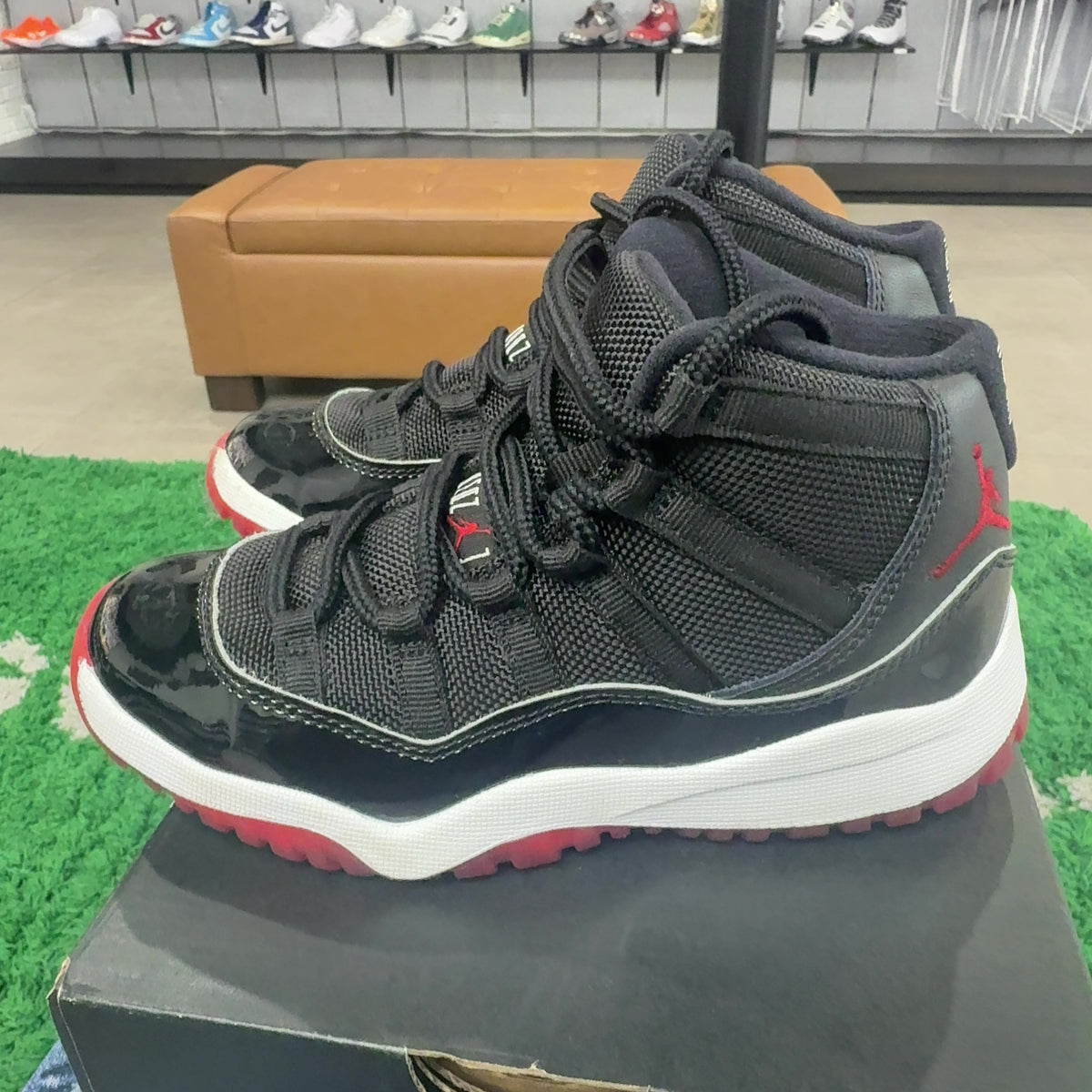 Jordan 11 Retro Playoffs Bred (2019) (PS)
