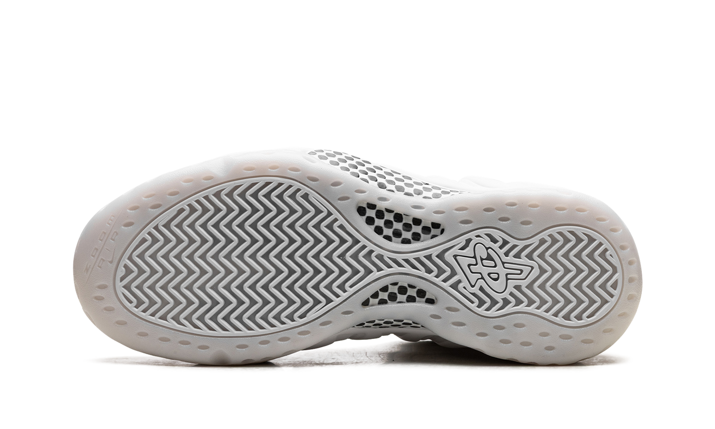Nike Air Foamposite One Triple White