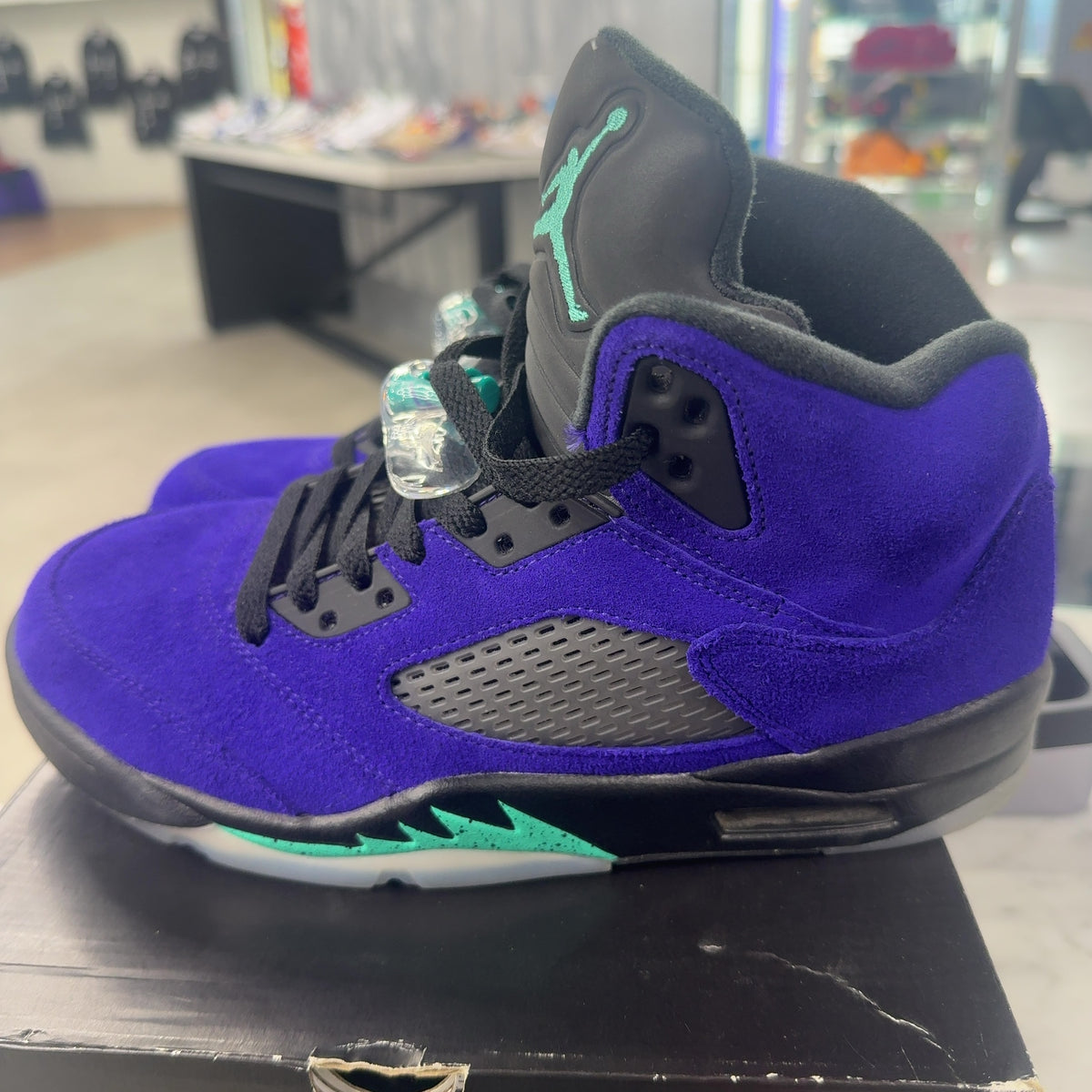 Jordan 5 Retro Alternate Grape