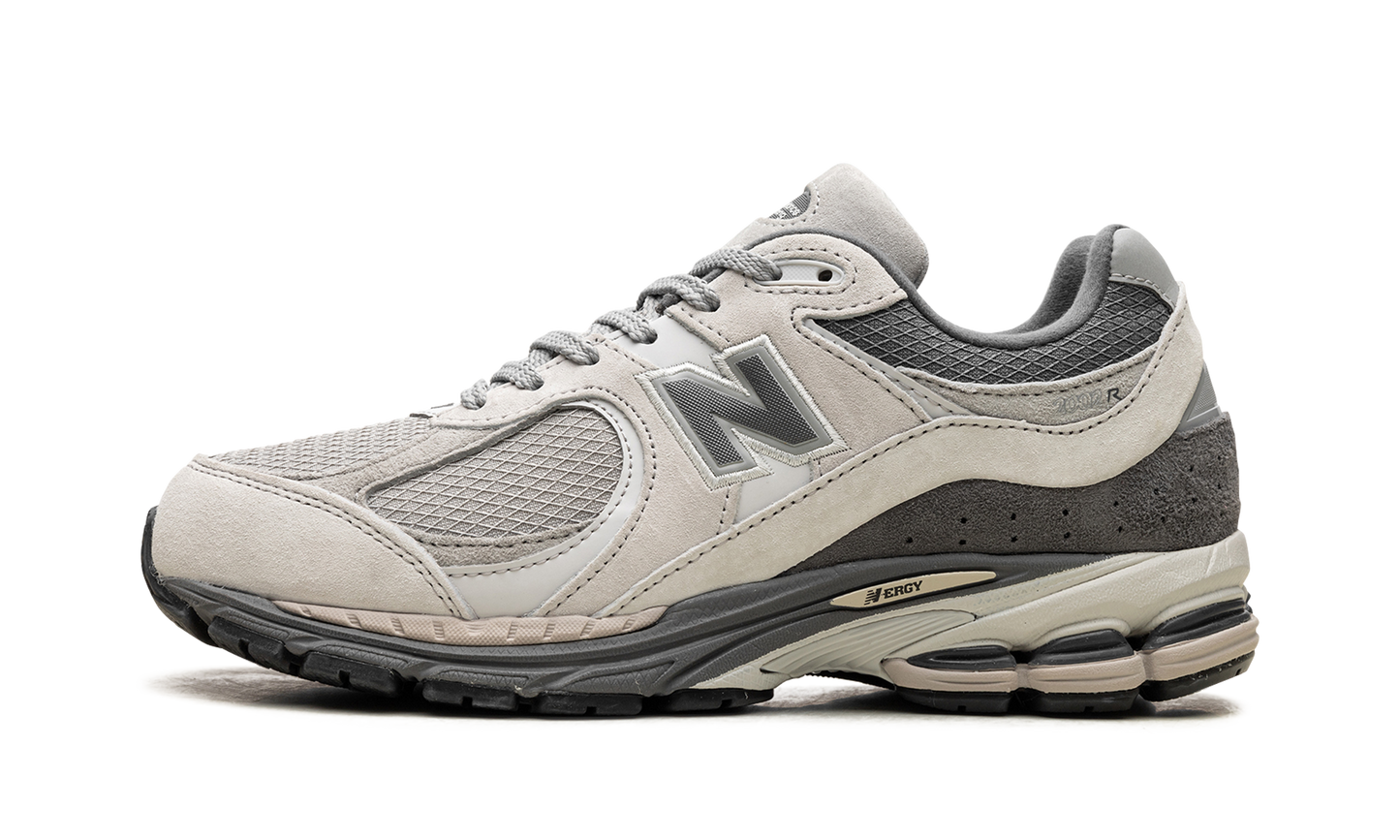 New Balance 2002R Raincloud Concrete