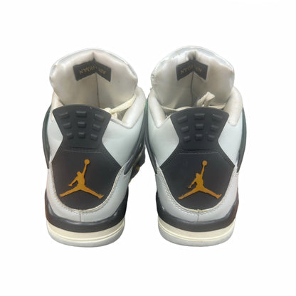Jordan 4 pure platinum