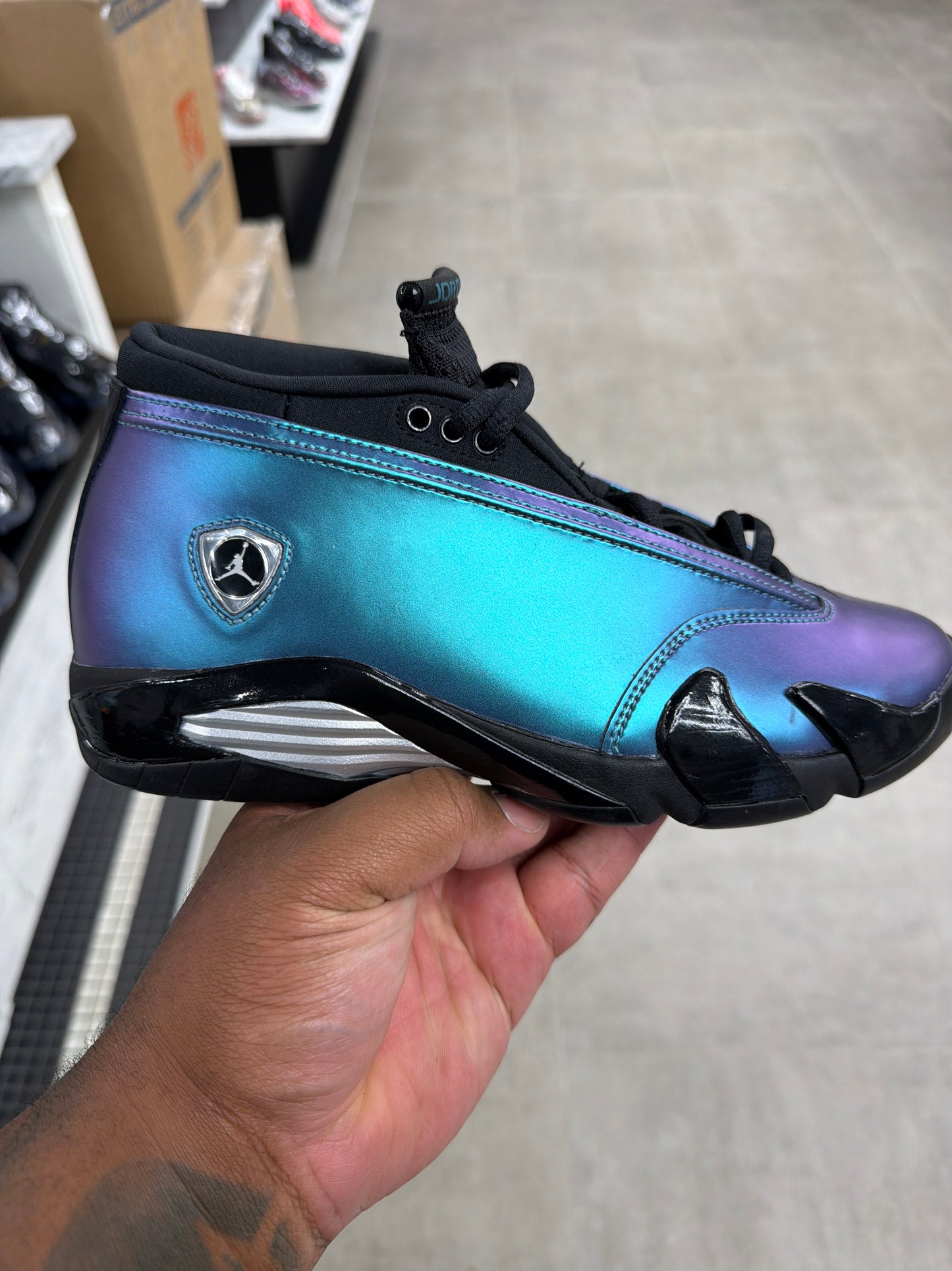 No Box Love Letter 14s size 9w/7.5m