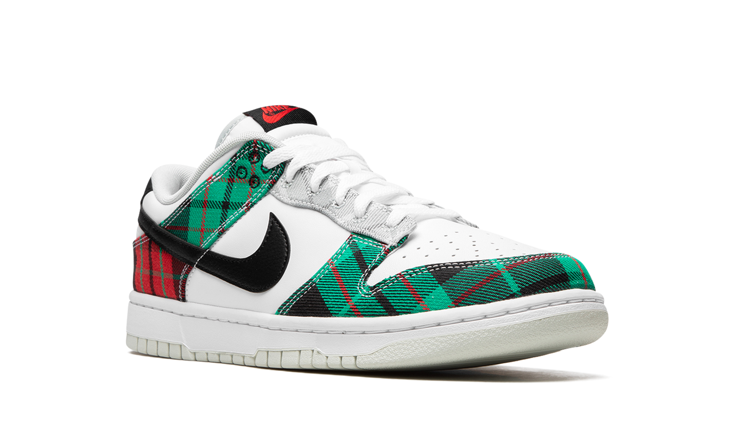 Nike Dunk Low Tartan Plaid