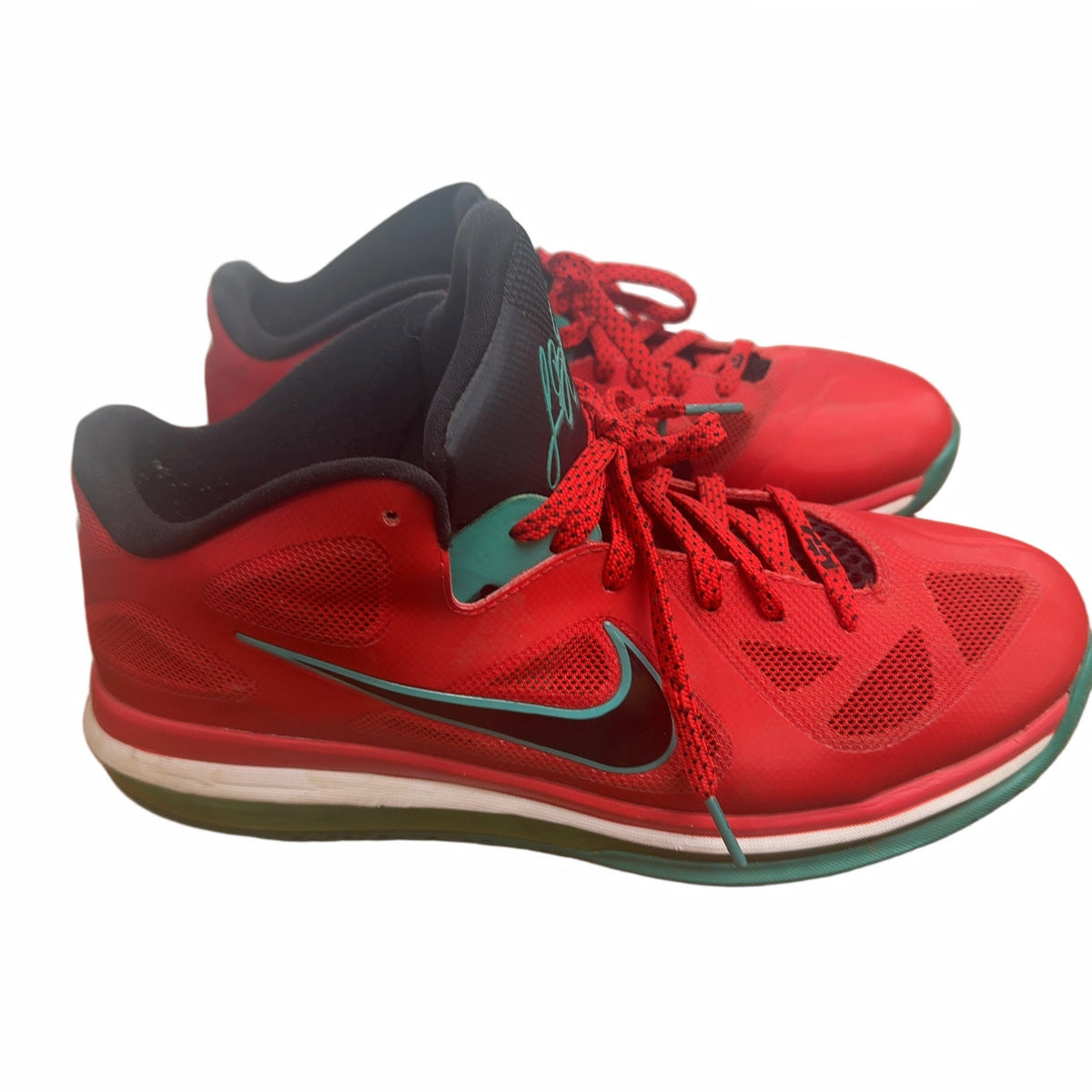 Nike LeBron 9 Low Liverpool