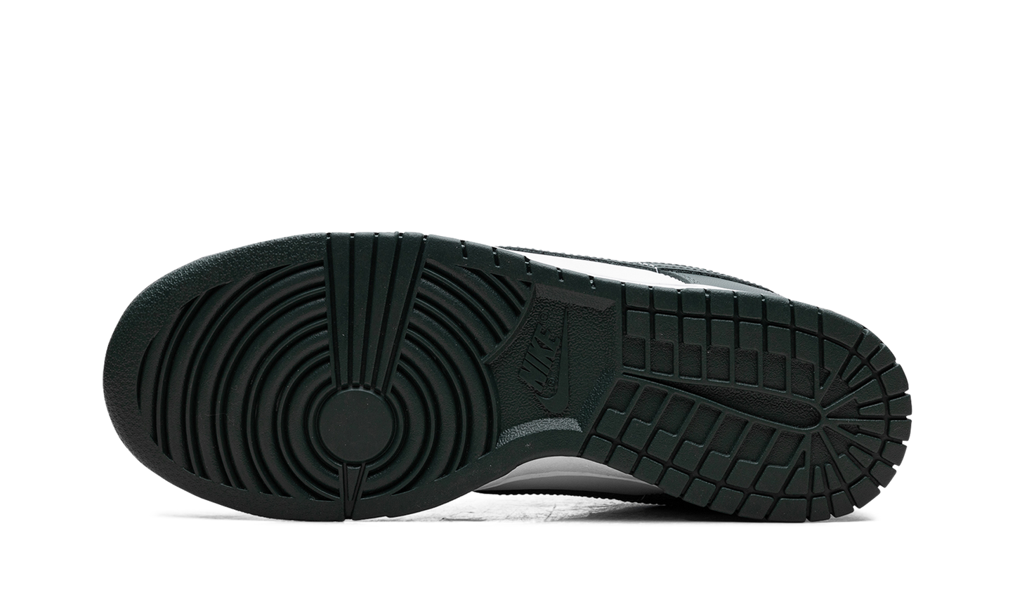 Nike Dunk Low Vintage Green