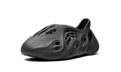 adidas Yeezy Foam RNR Onyx