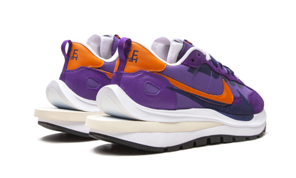 Nike Vaporwaffle sacai Dark Iris