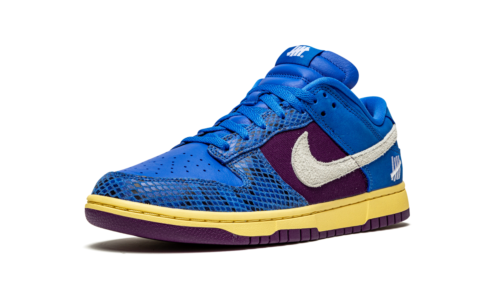 Nike Dunk Low Undefeated 5 On It Dunk vs. AF1