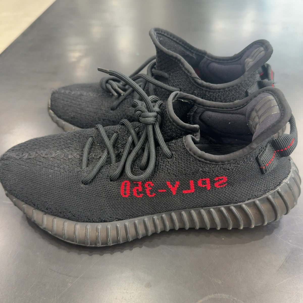 adidas Yeezy Boost 350 V2 Black Red