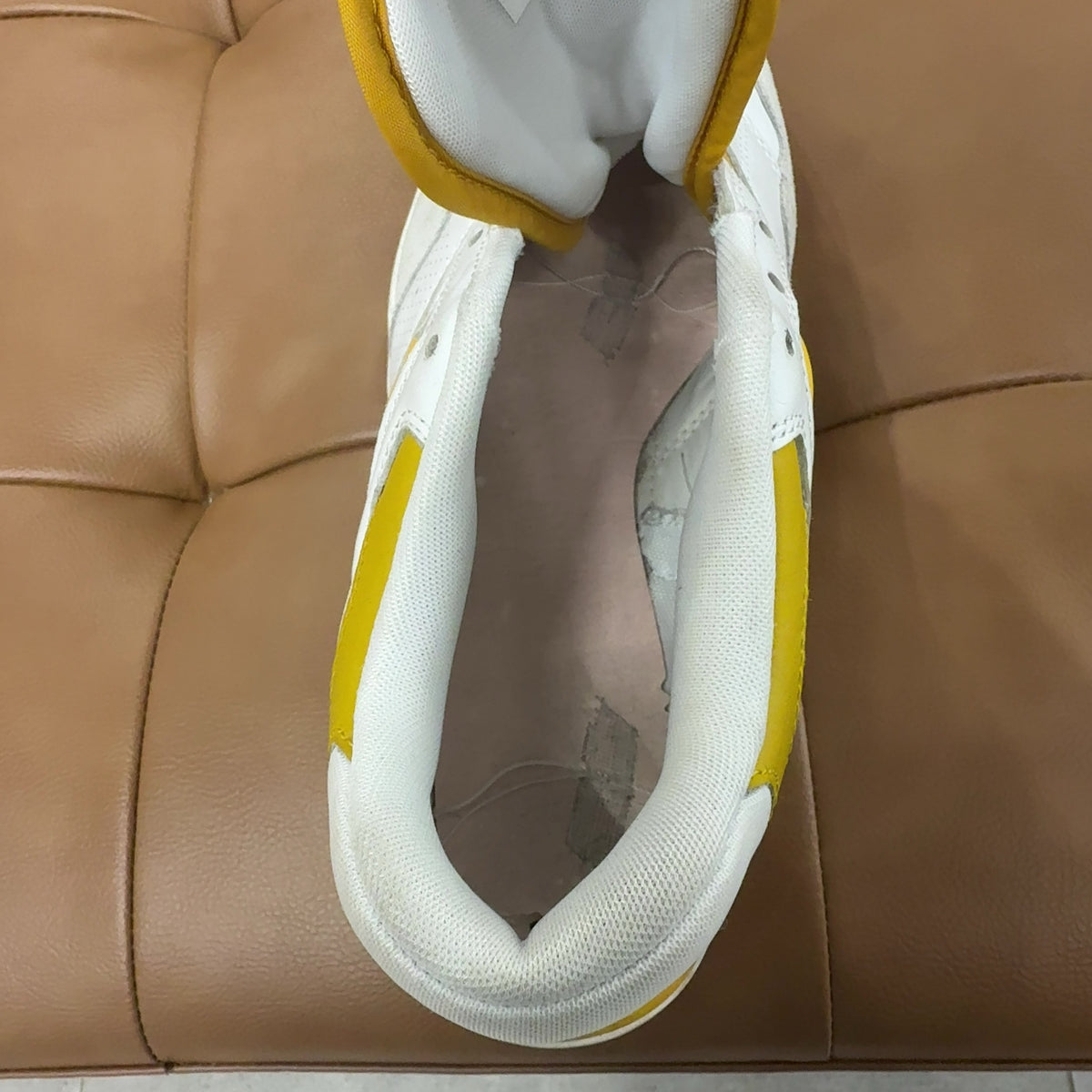 New Balance 550 Sea Salt Yellow