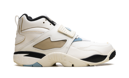 Nike Air Diamond Turf Must Be the Money