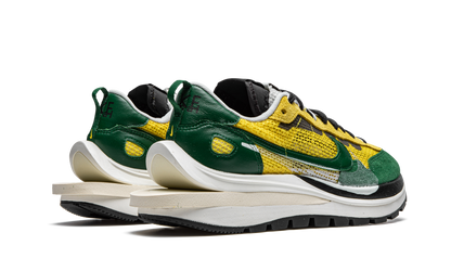 Nike Vaporwaffle sacai Tour Yellow Stadium Green