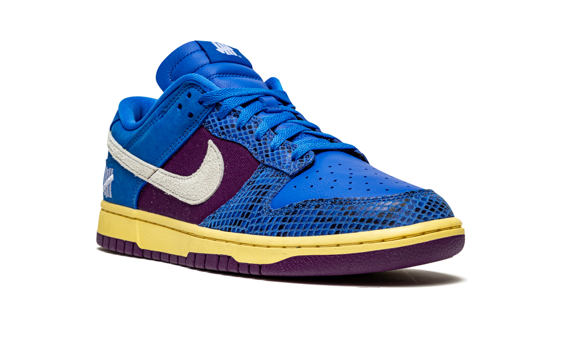 Nike Dunk Low Undefeated 5 On It Dunk vs. AF1
