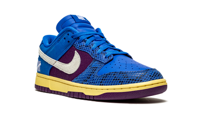 Nike Dunk Low Undefeated 5 On It Dunk vs. AF1