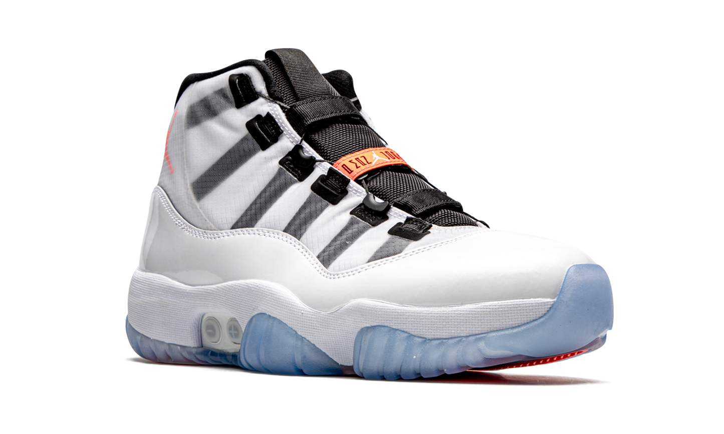 Jordan 11 Adapt White