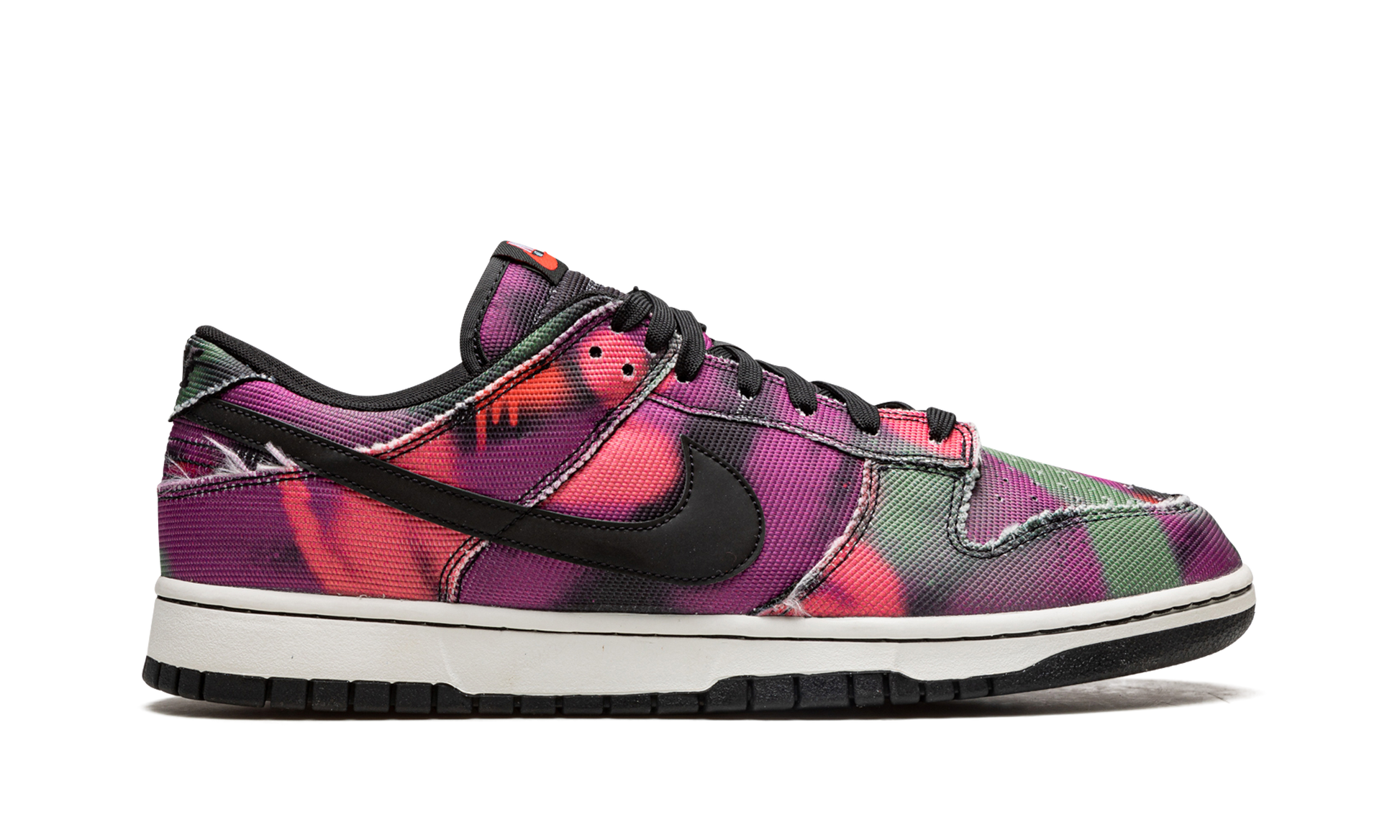 Nike Dunk Low Graffiti Pink