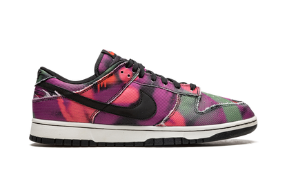 Nike Dunk Low Graffiti Pink