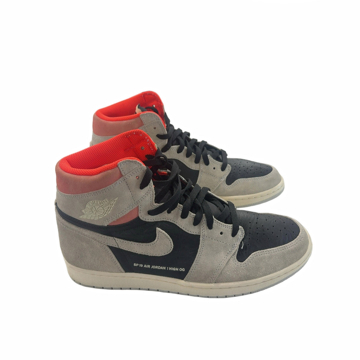 Jordan 1 Retro High Neutral Grey Hyper Crimson