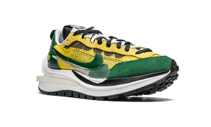 Nike Vaporwaffle sacai Tour Yellow Stadium Green