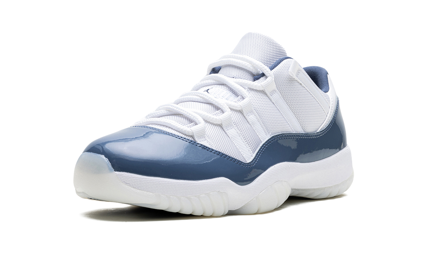 Jordan 11 Retro Low Diffused Blue