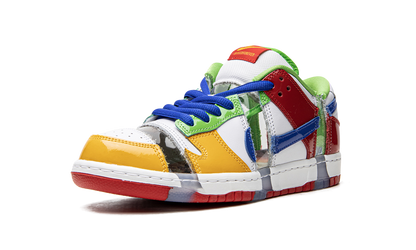 Nike SB Dunk Low Sandy Bodecker