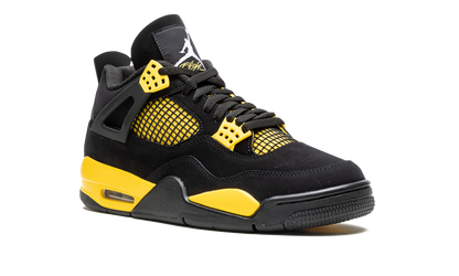 Jordan 4 Retro Thunder (2023)