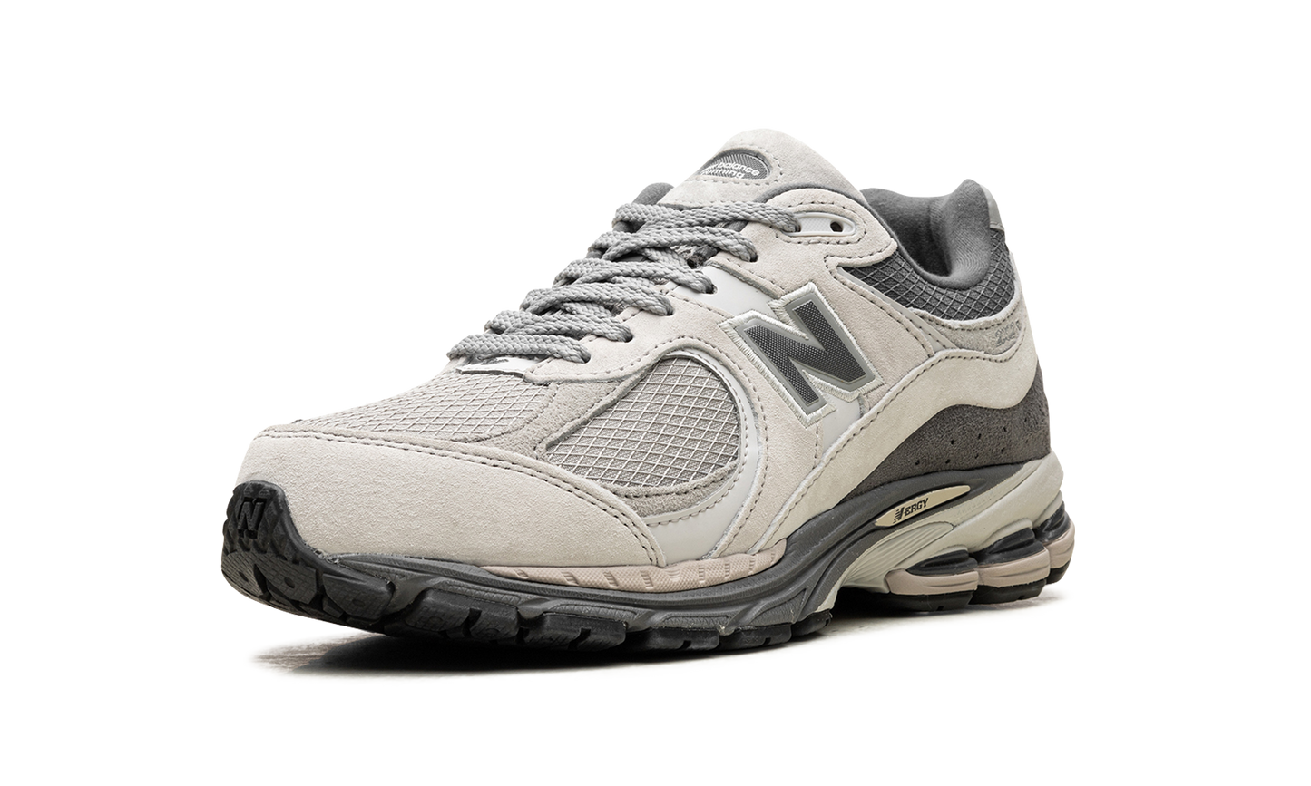 New Balance 2002R Raincloud Concrete