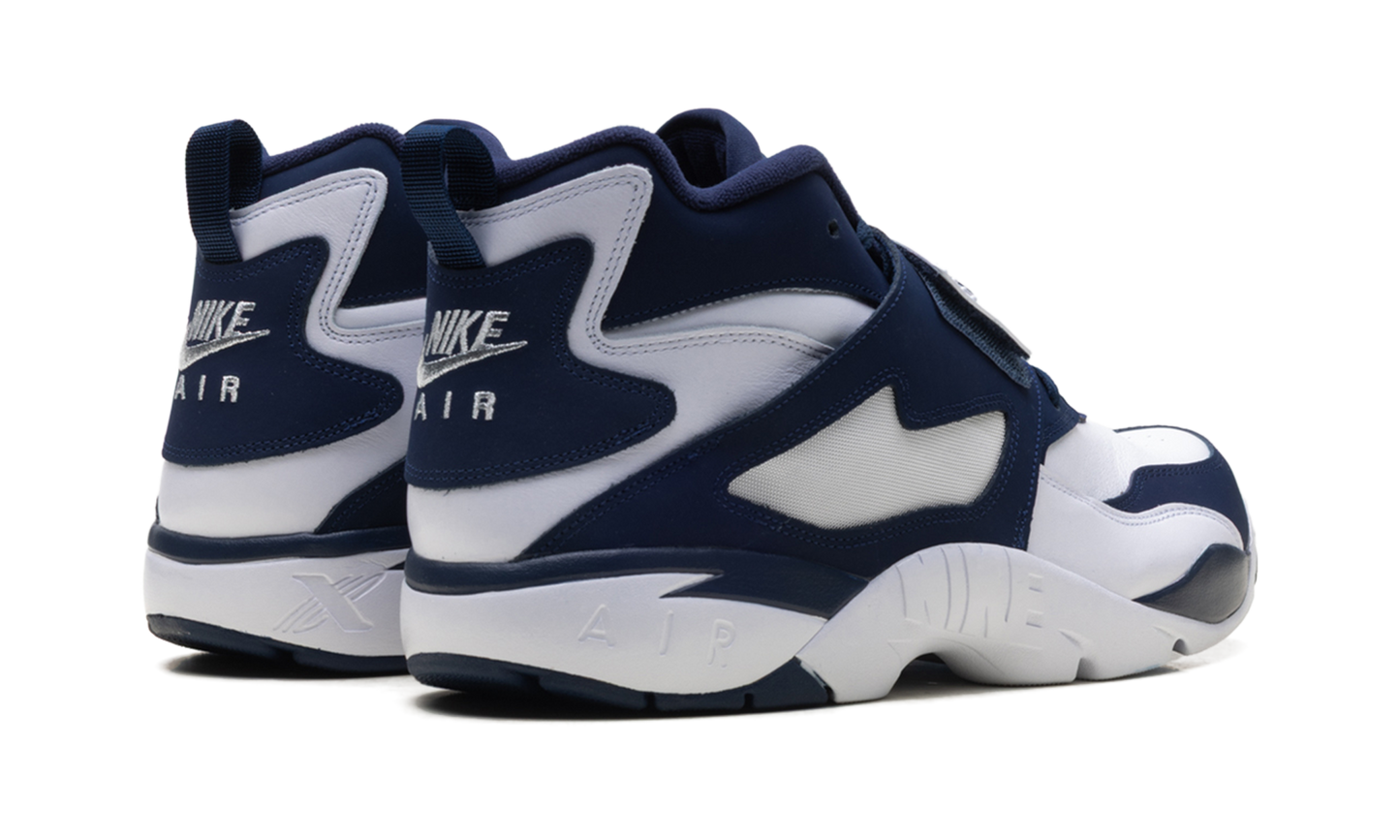 Nike Air Diamond Turf Cowboys