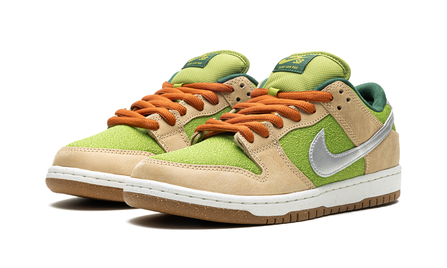 Nike SB Dunk Low Escargot