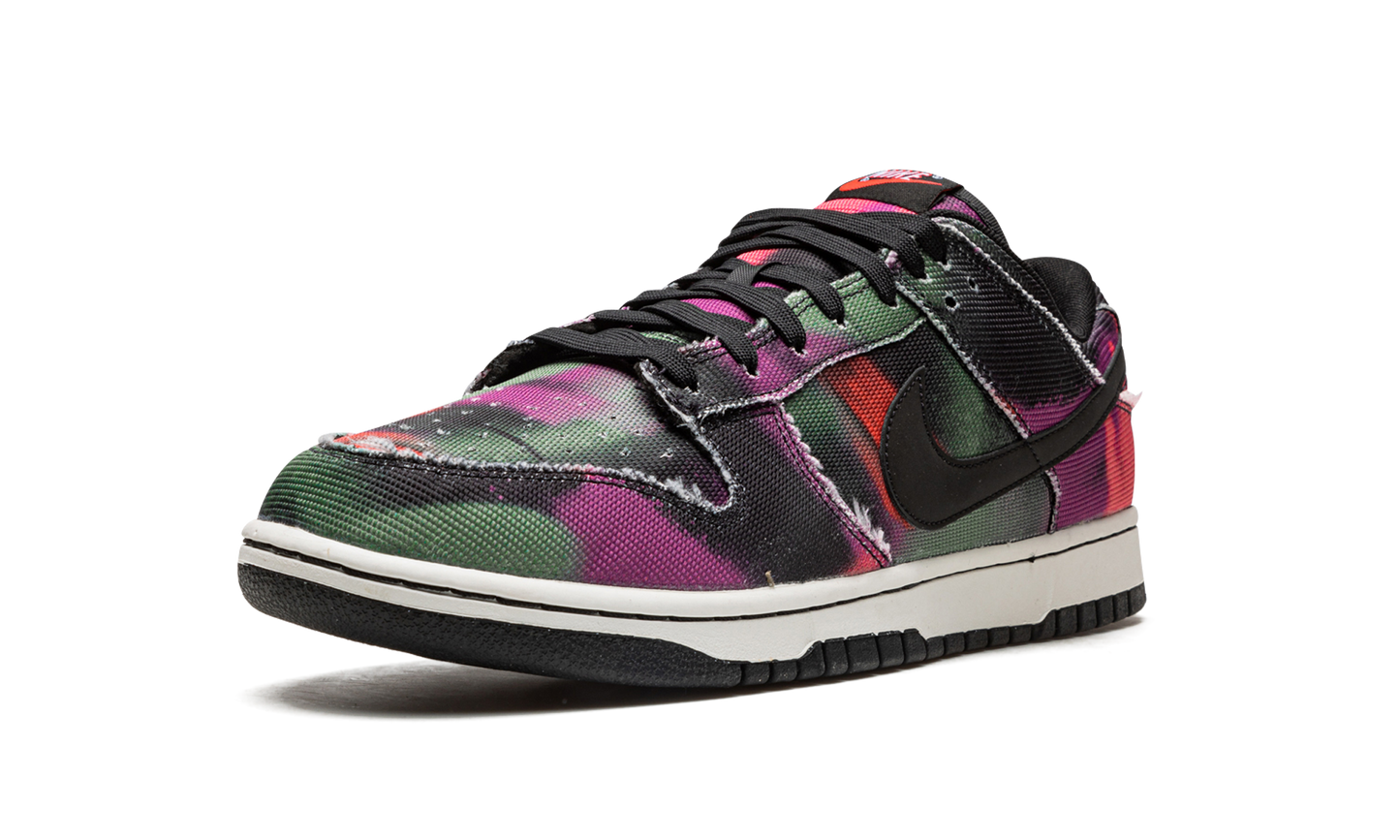 Nike Dunk Low Graffiti Pink