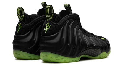 Nike Air Foamposite One Black Volt