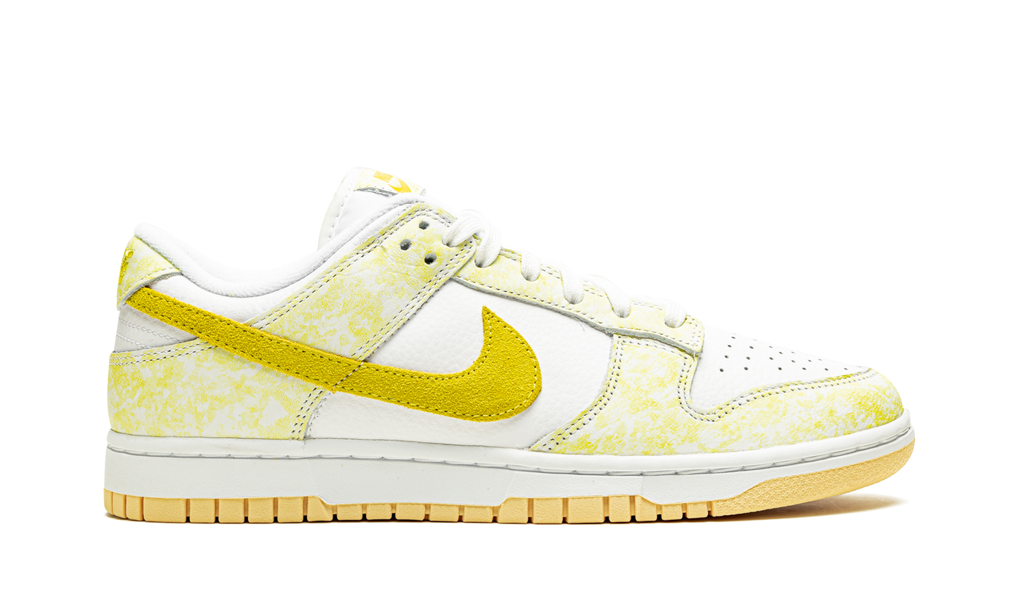 Nike Dunk Low Yellow Strike (Women's)