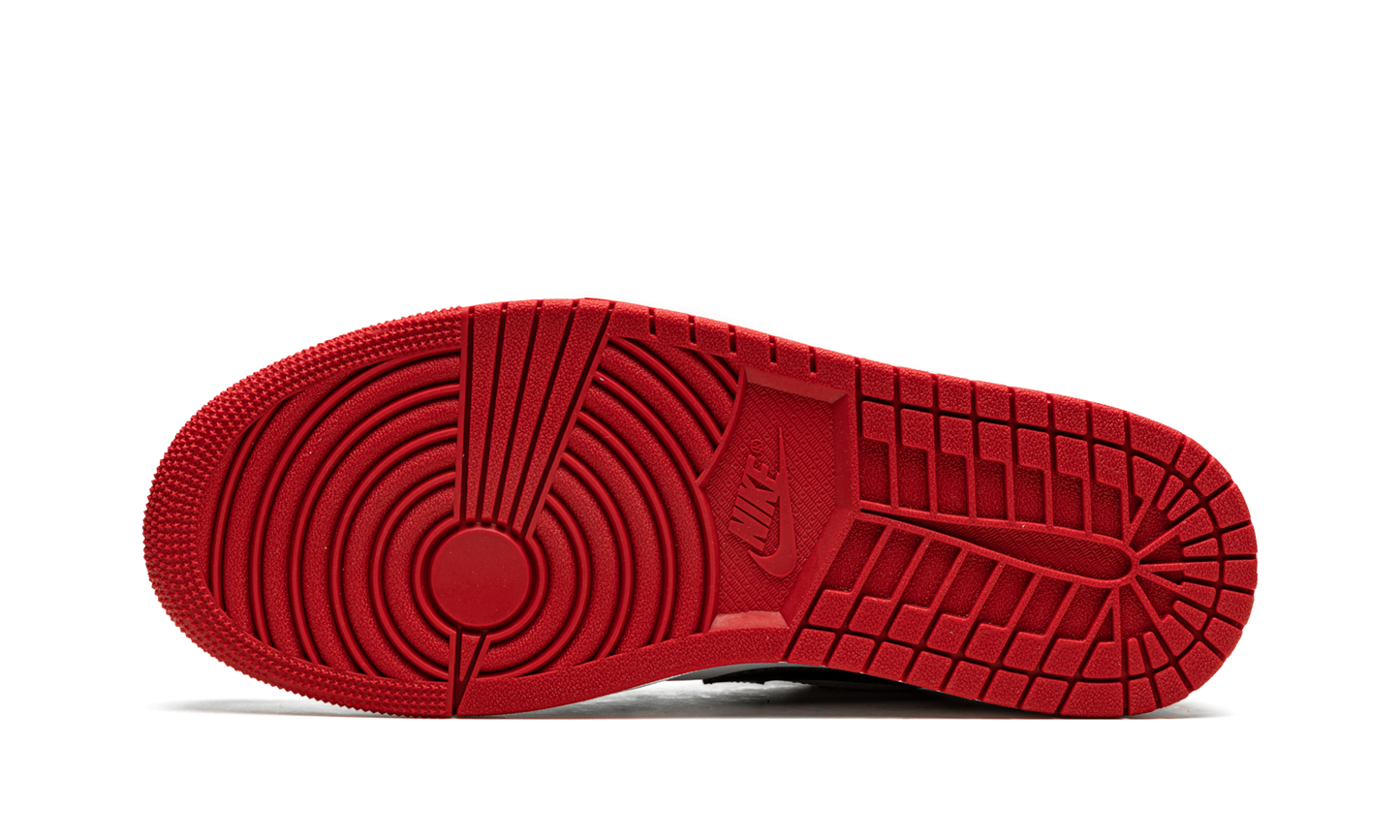 Jordan 1 Low Bred Toe