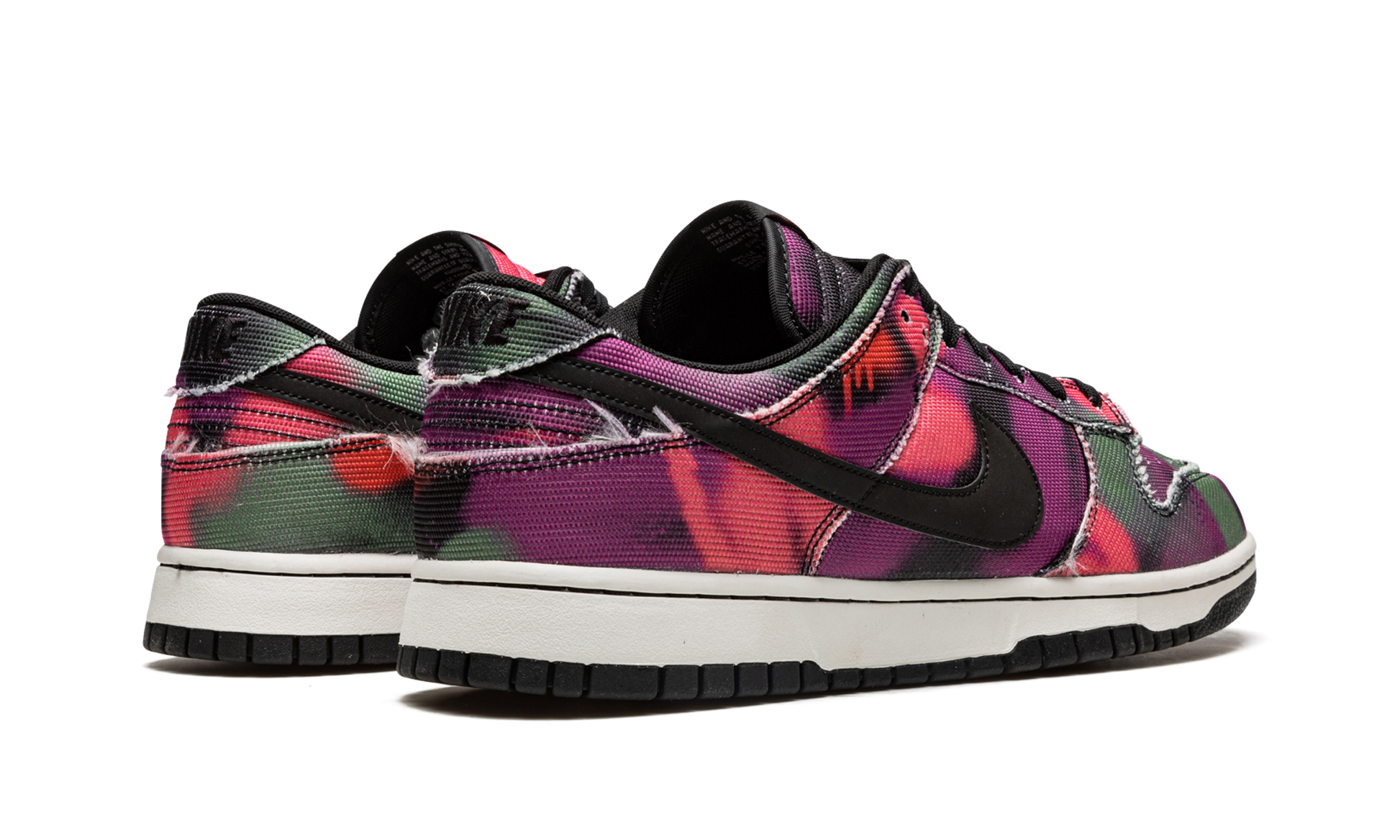 Nike Dunk Low Graffiti Pink
