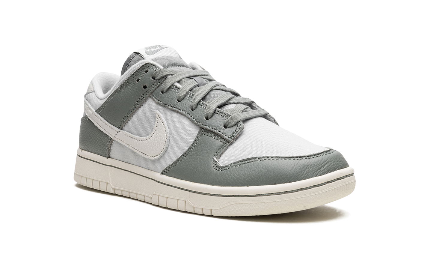 Nike Dunk Low Mica Green