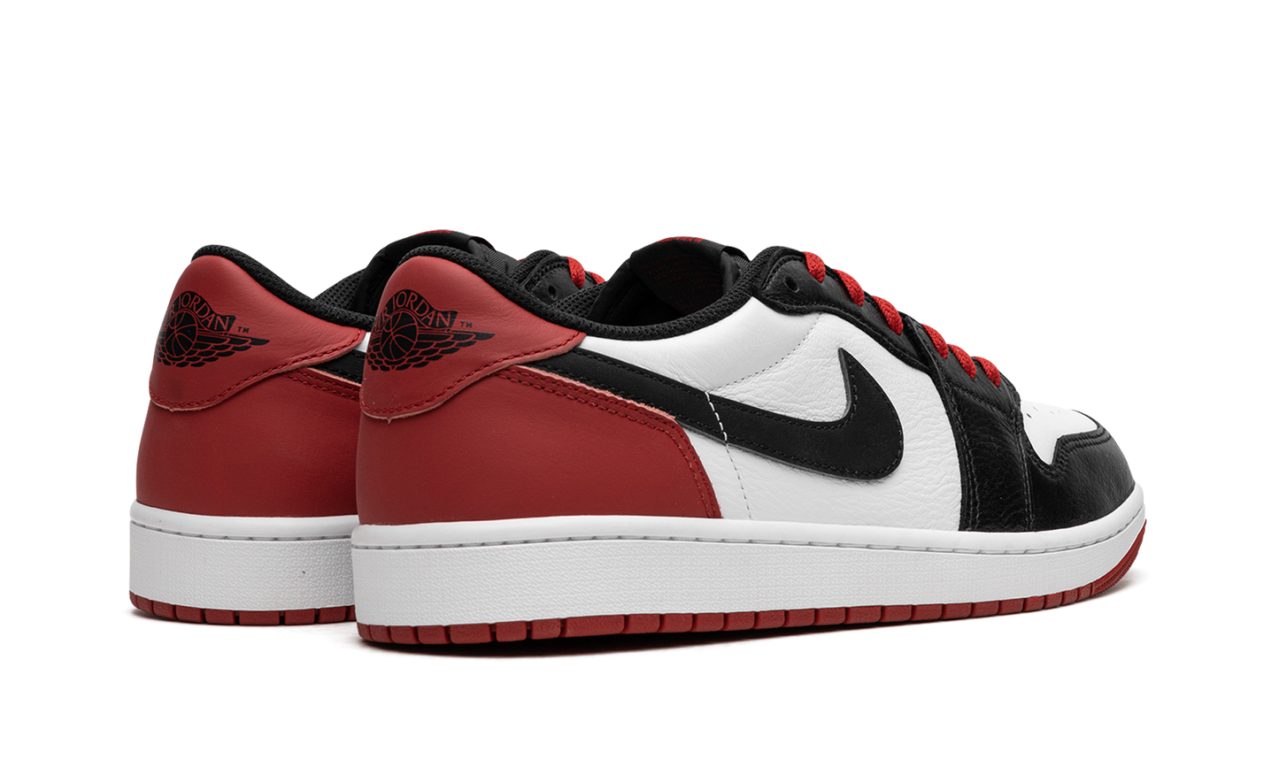 Jordan 1 Retro Low OG Black Toe (2023)