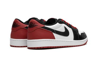 Jordan 1 Retro Low OG Black Toe (2023)