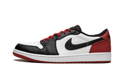 Jordan 1 Retro Low OG Black Toe (2023)