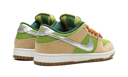 Nike SB Dunk Low Escargot