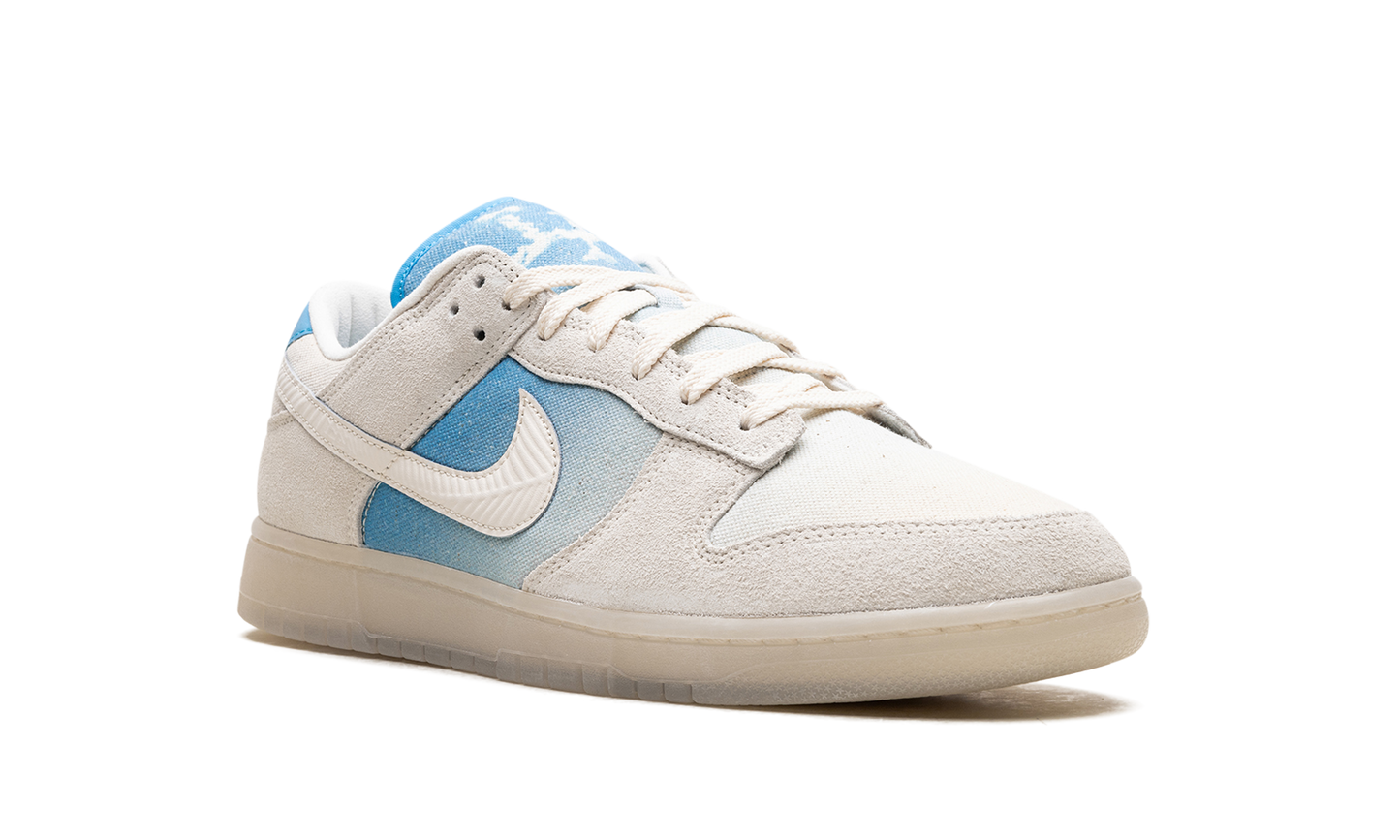 Nike Dunk Low SE LA