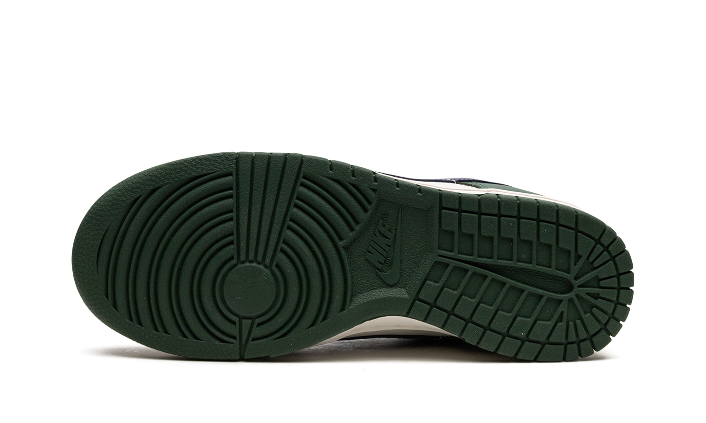 Nike Dunk Low Retro Gorge Green Midnight Navy (Women's)
