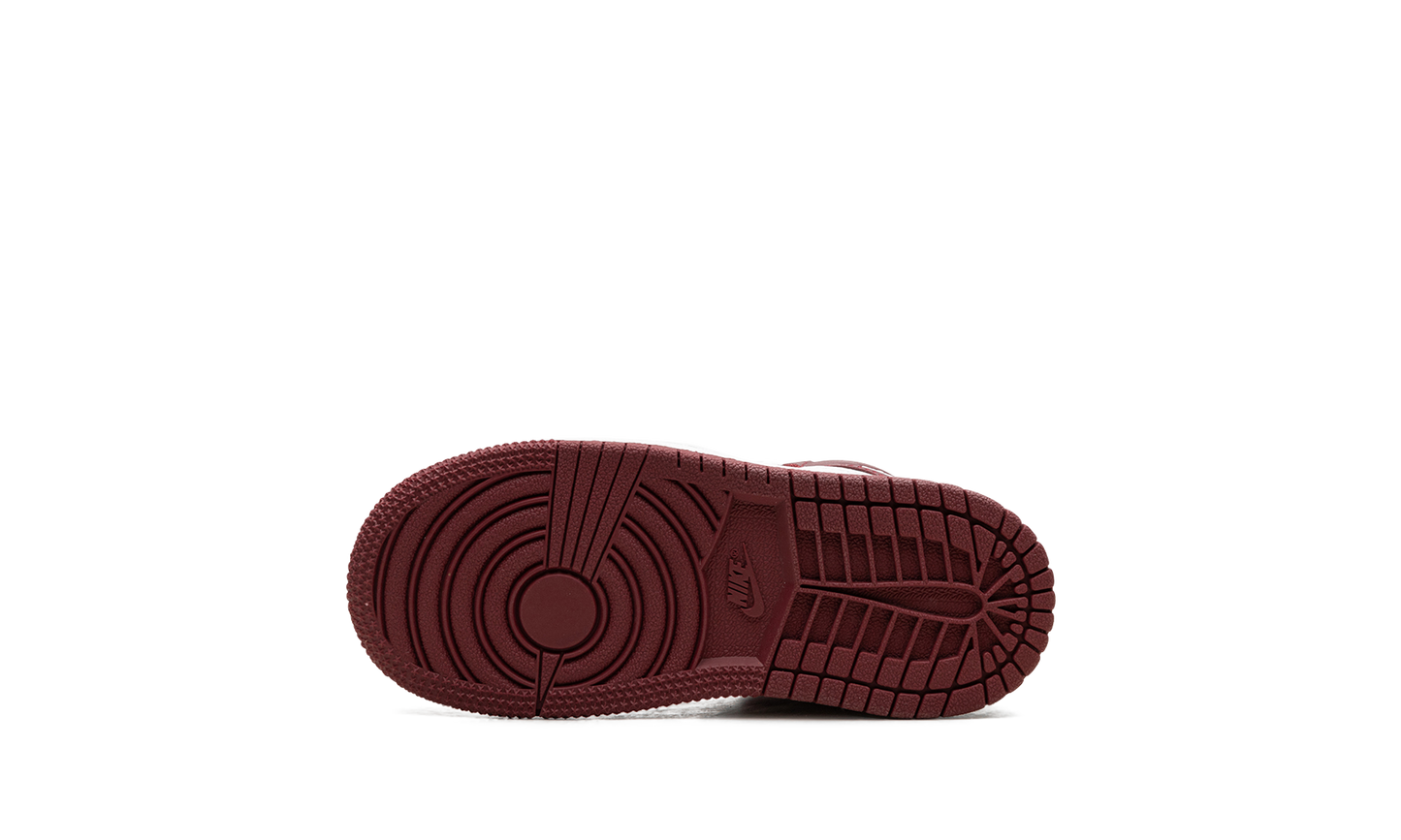 Jordan 1 Retro High OG Artisanal Team Red (TD)