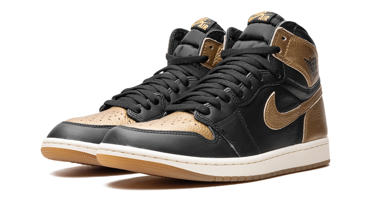 Jordan 1 Retro High OG Black Metallic Gold