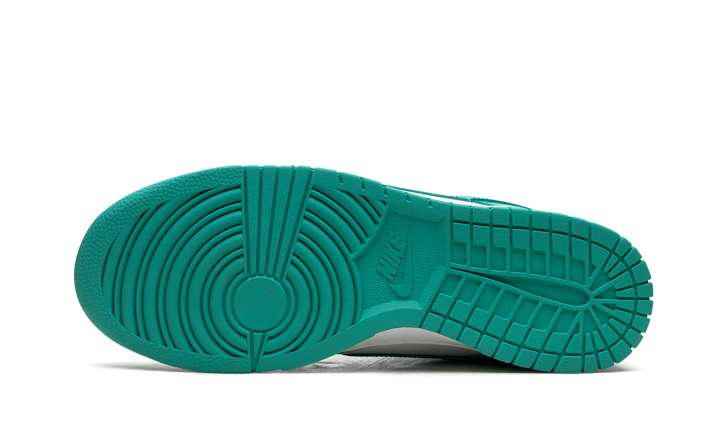 Nike Dunk Low Clear Jade